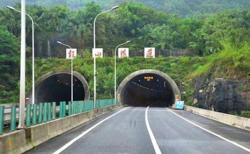 《隧道》在线观看,揭秘地下世界的人性探险之旅